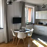 Dobra Z Parkingiem, Wifi, Self-check In, Galeria Handlowa Apartment *