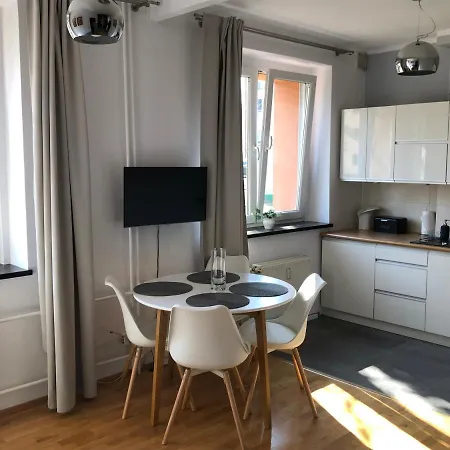 Dobra Z Parkingiem, Wifi, Self-check In, Galeria Handlowa Apartment *