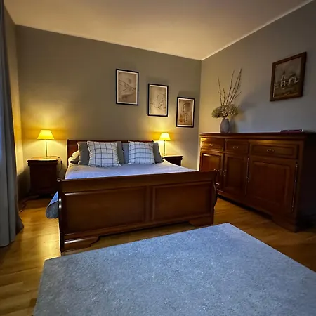 Dobra Z Parkingiem, Wifi, Self-check In, Galeria Handlowa Apartmán Katovice