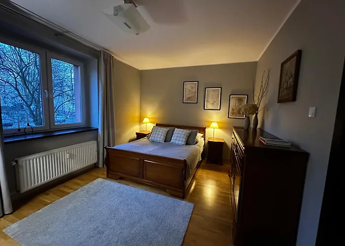 Dobra Z Parkingiem, Wifi, Self-check In, Galeria Handlowa Katovice